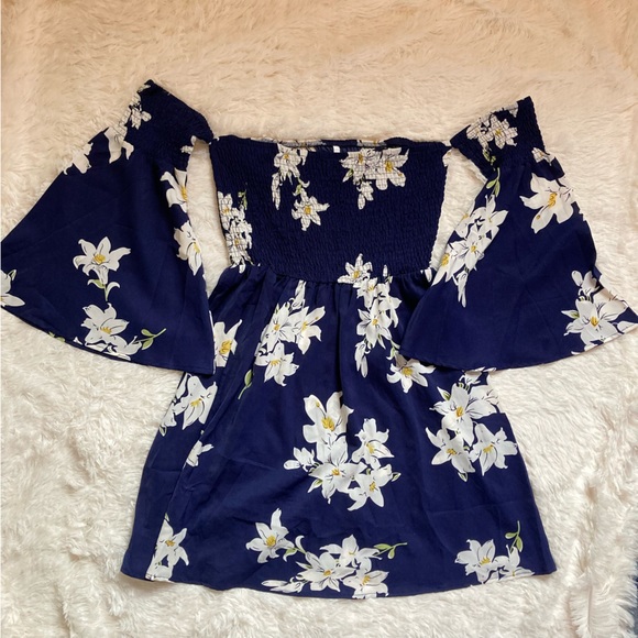 Oneyim off shoulder blue floral dress - Picture 6 of 13